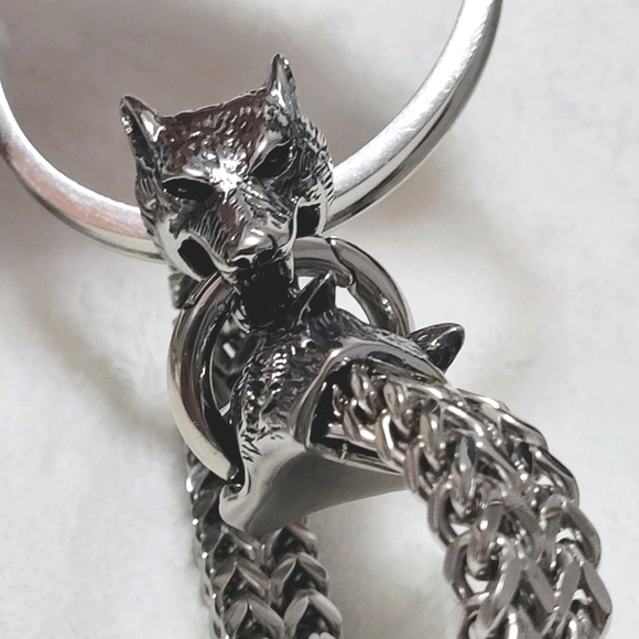 Stainless Steel Wolf Bracelet - Picture 2 of 5